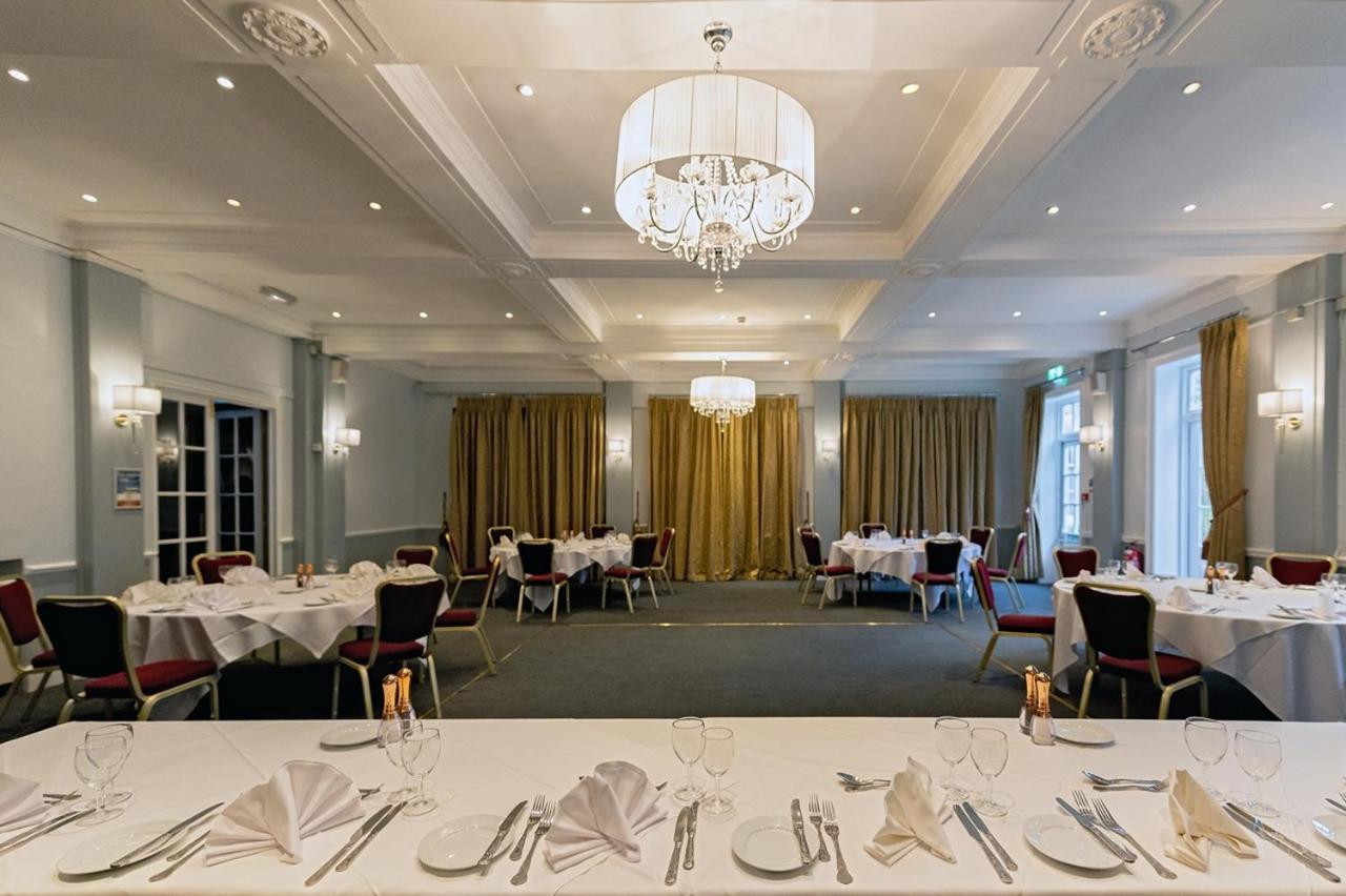 The Chequers Hotel Newbury  Dış mekan fotoğraf