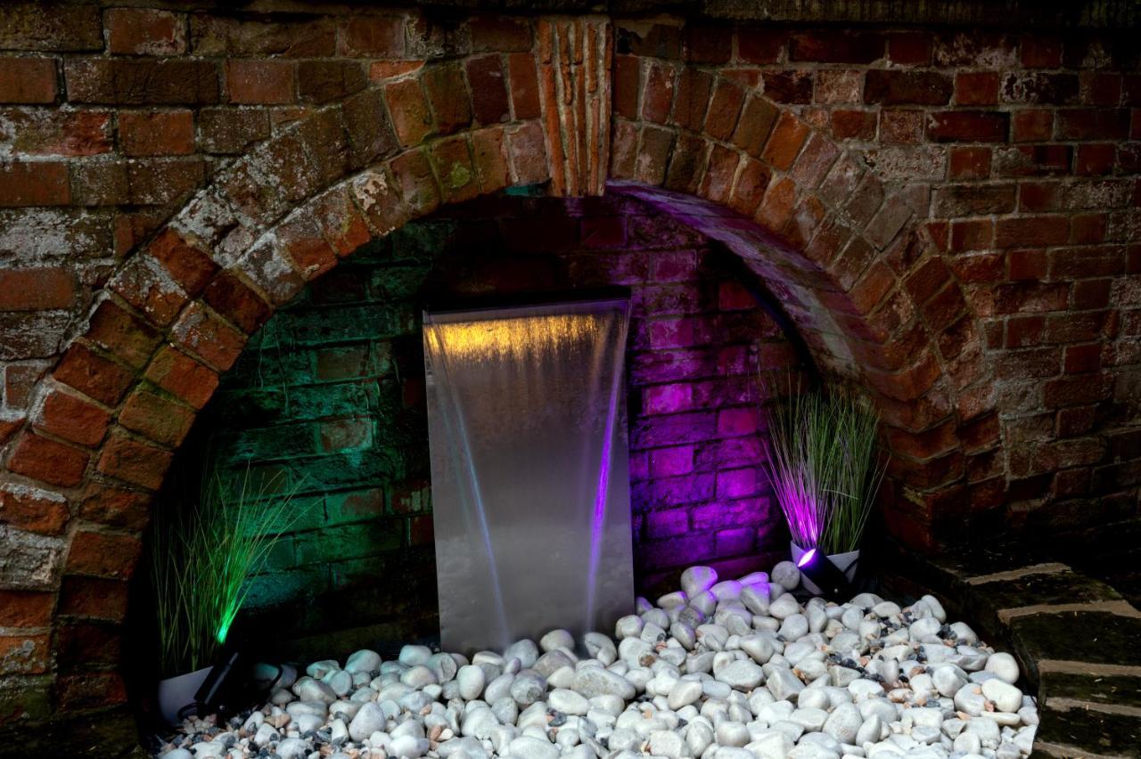 The Chequers Hotel Newbury  Dış mekan fotoğraf