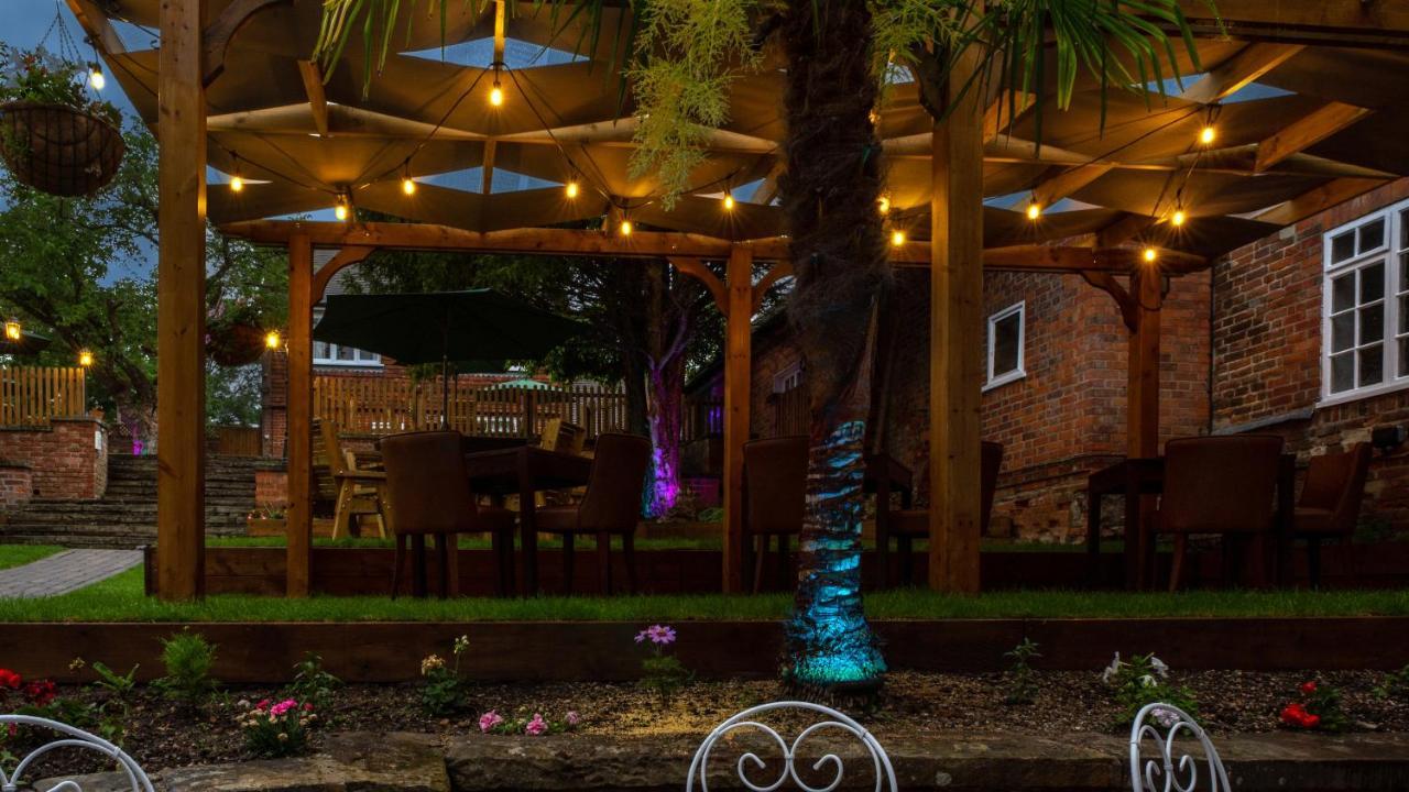 The Chequers Hotel Newbury  Dış mekan fotoğraf
