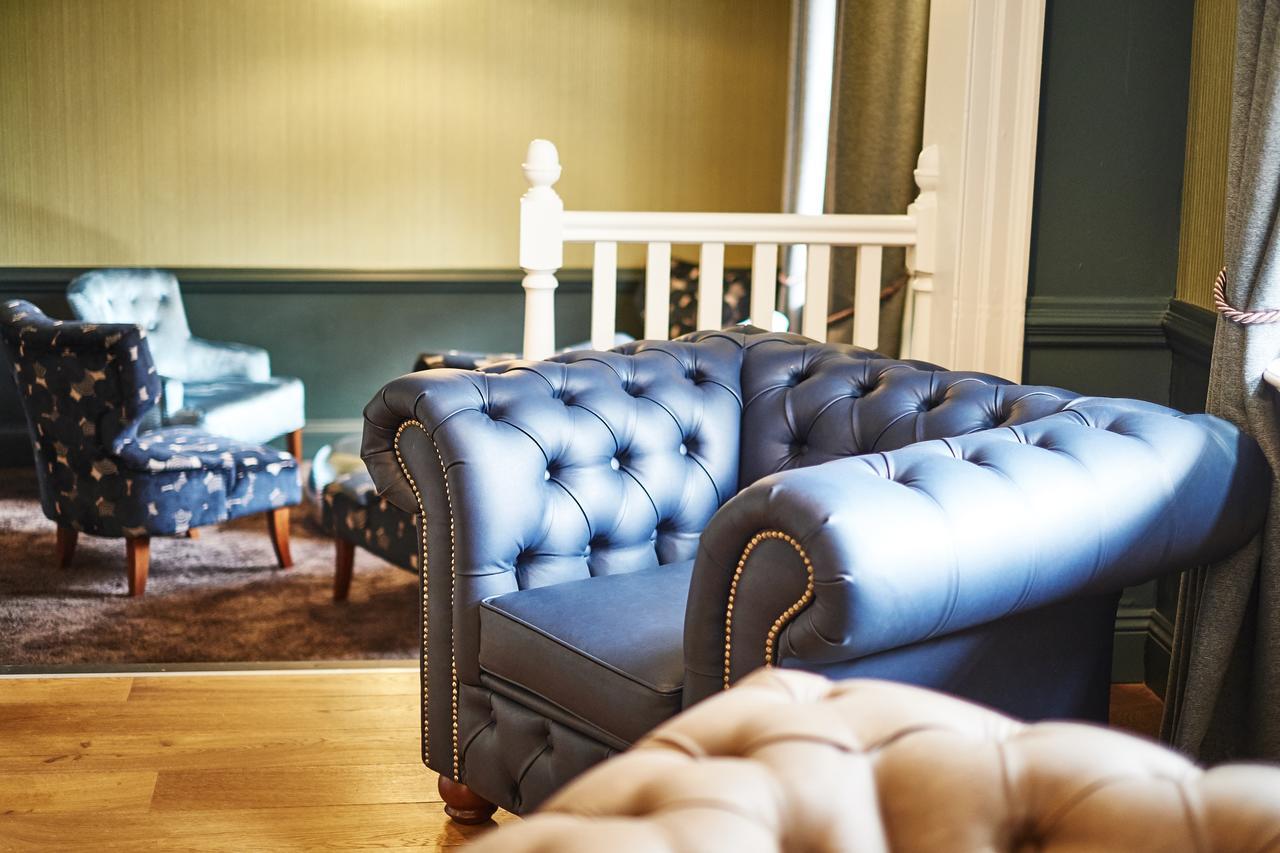 The Chequers Hotel Newbury  Dış mekan fotoğraf